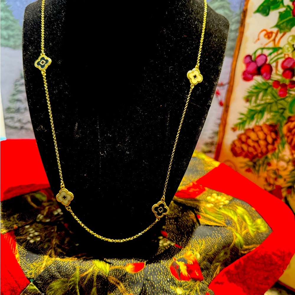 Gold & enamel necklace made in Italy